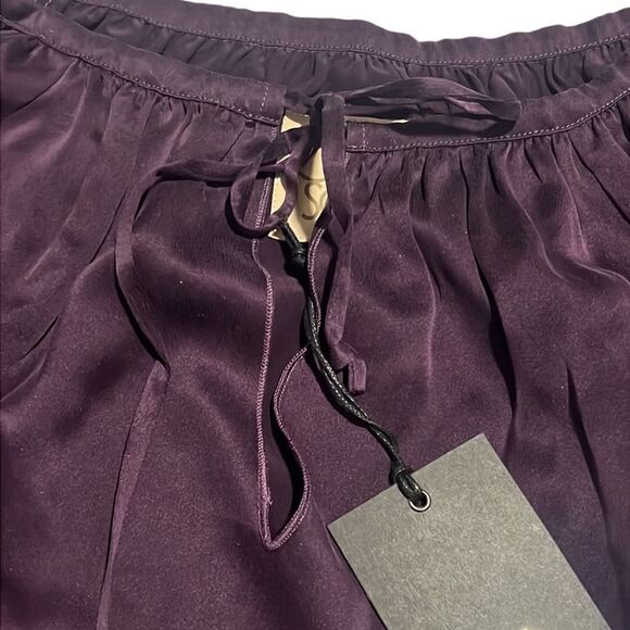 Chaser Purple Long Sleeves Cold Shoulder Silk Top Size Medium NWT - Picture 5 of 11